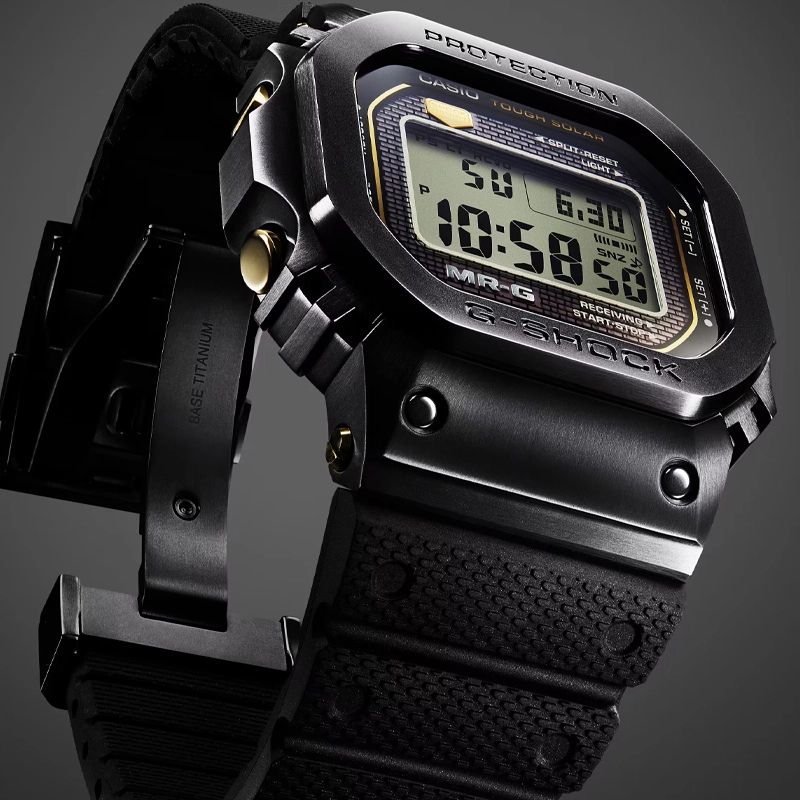 CASIO G-SHOCK 200 MRG-B5000R-1JR
