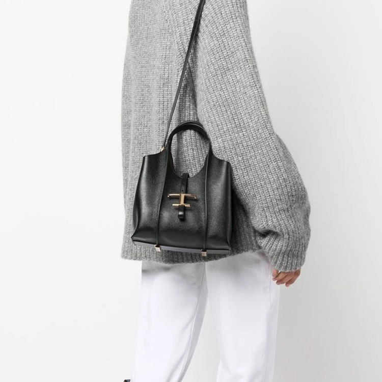 TOD'S Timeless T Tote