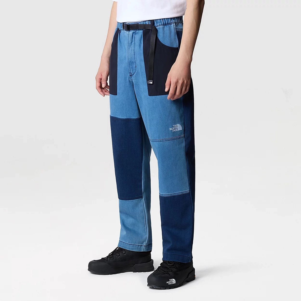 THE NORTH FACE DENIM CASUAL TROUSERS