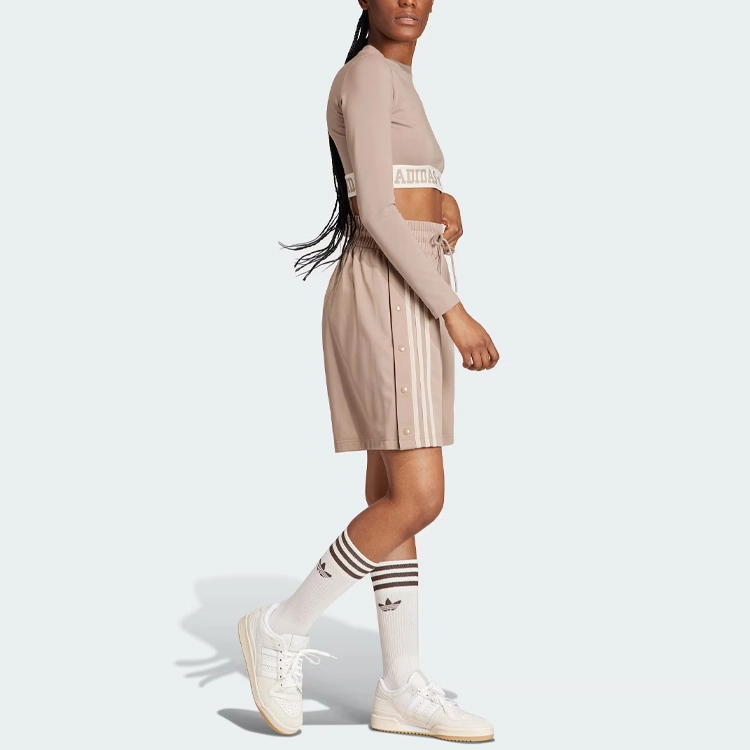 adidas originals Neutral Court Graphic Tee LogoT
