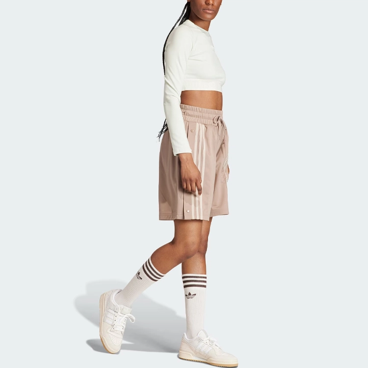 adidas originals Neutral Court Graphic Tee LogoT