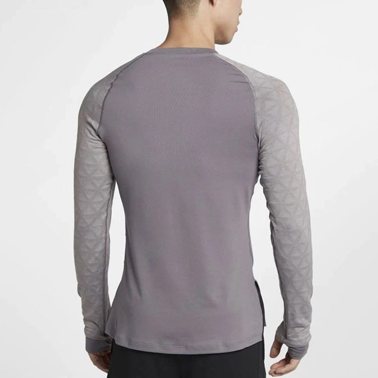Nike PRO T