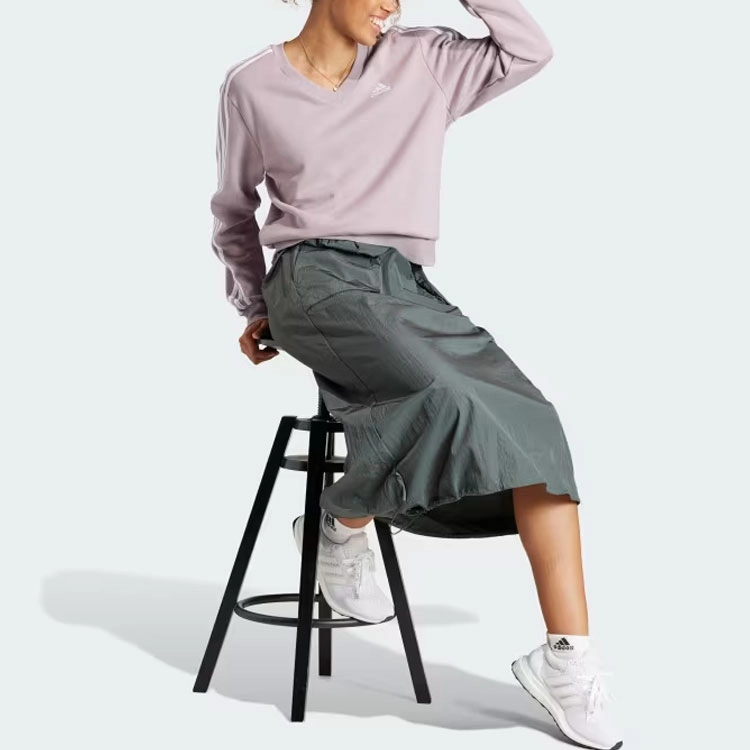 adidas Essentials 3-Stripes V-Neck Sweatshirt V