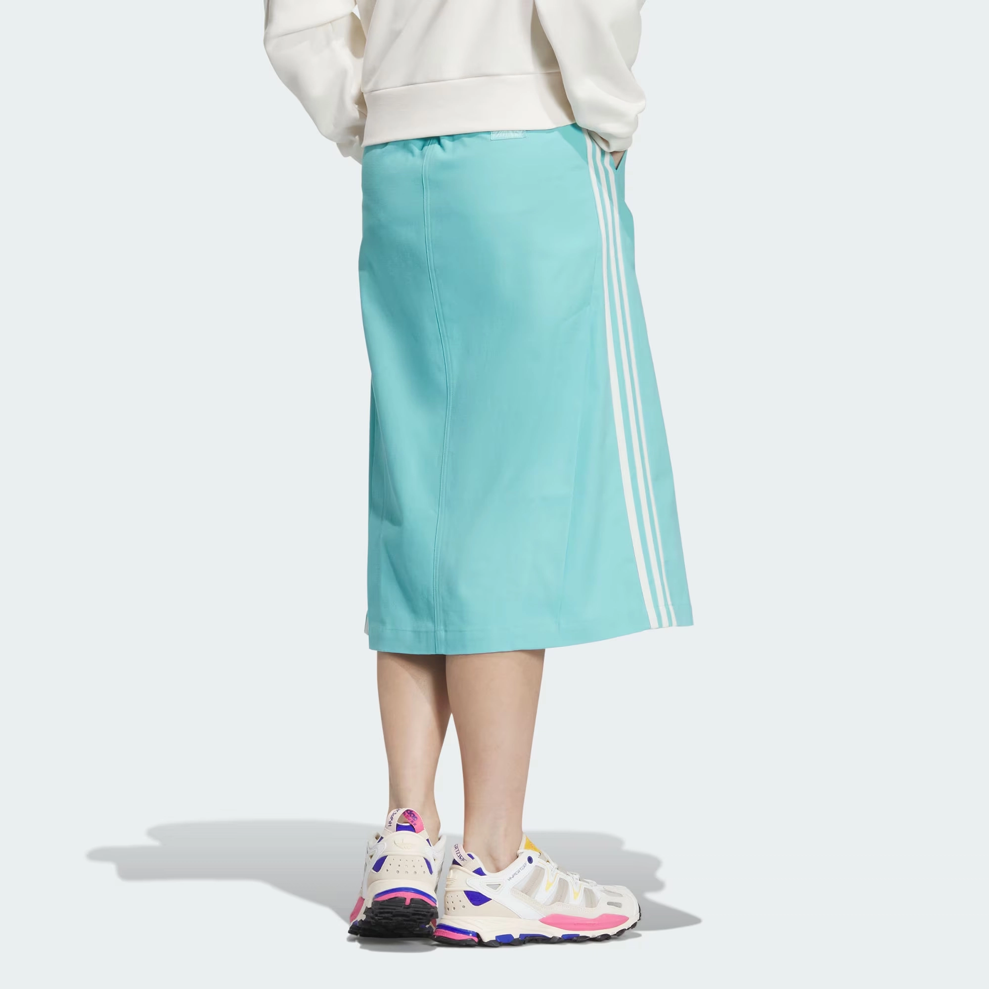 adidas originals SS24 V-Day Skirt