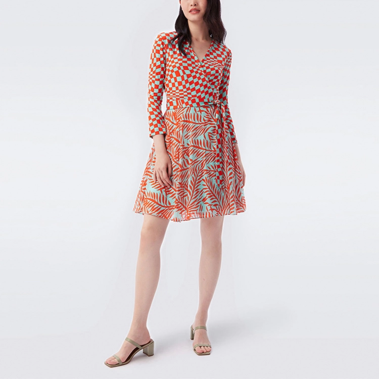DIANE VON FURSTENBERG V