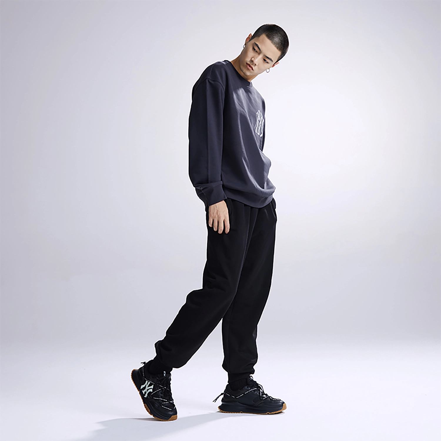 MLB FW23