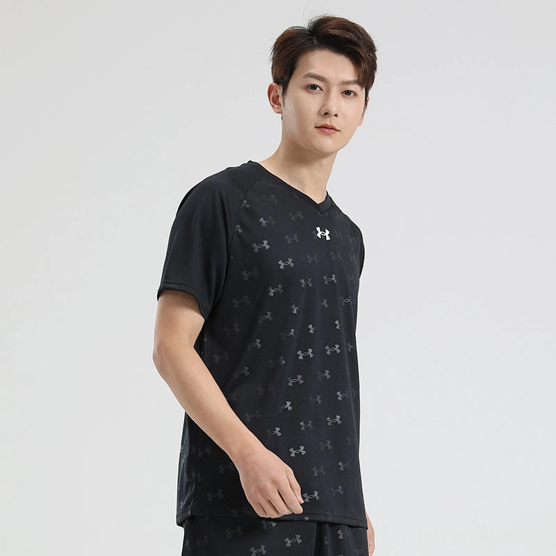 Under Armour T
