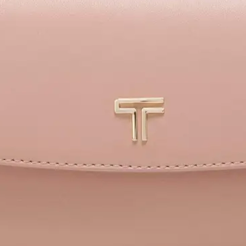 TUMI