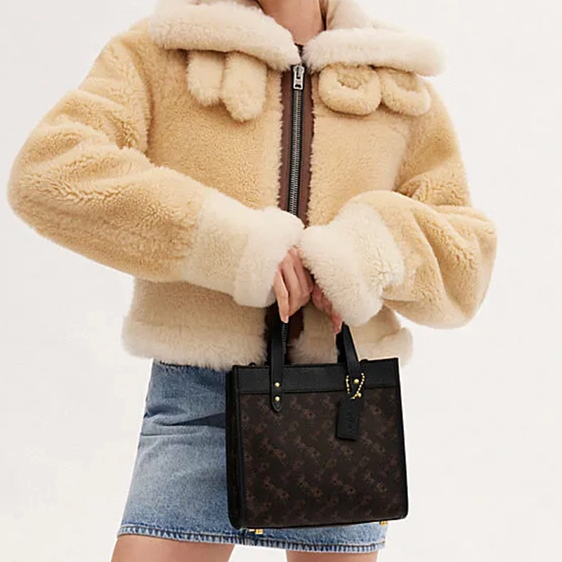 COACH Field 22 Tote