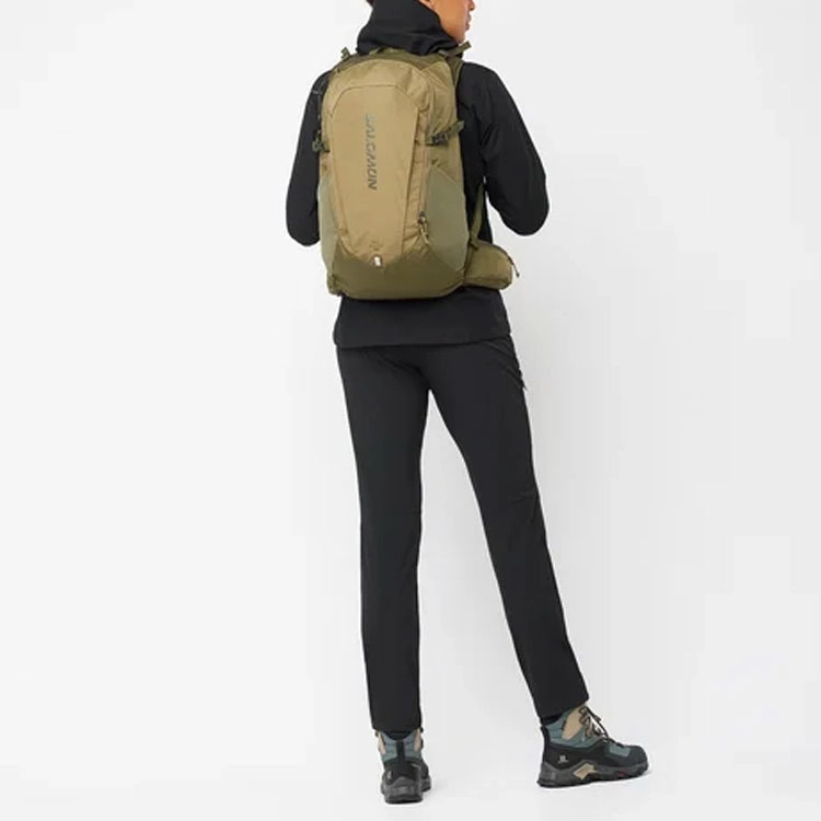 SALOMON Outline Gore-Tex 2.5l