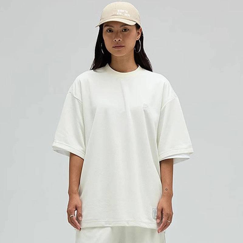 UNDEFEATED SS25 T