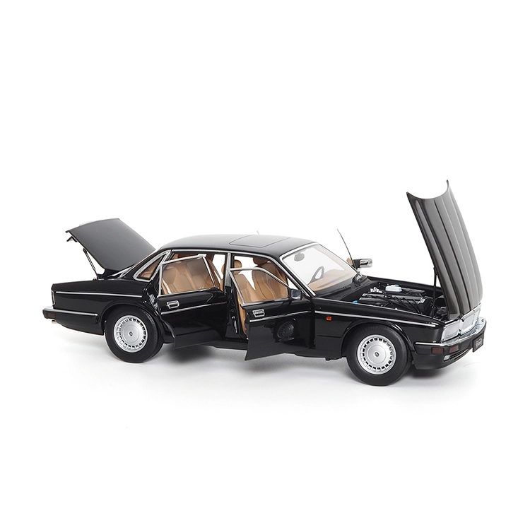Almost Real 118 Jaguar XJ6 XJ40 21cm