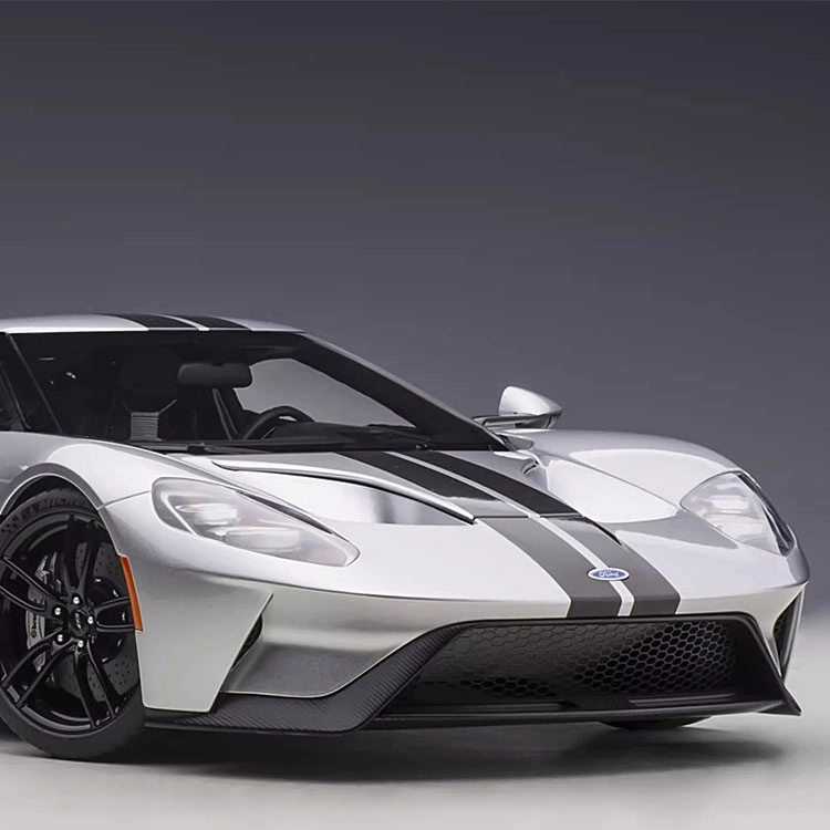 AUTOart 112 FORD GT 2017