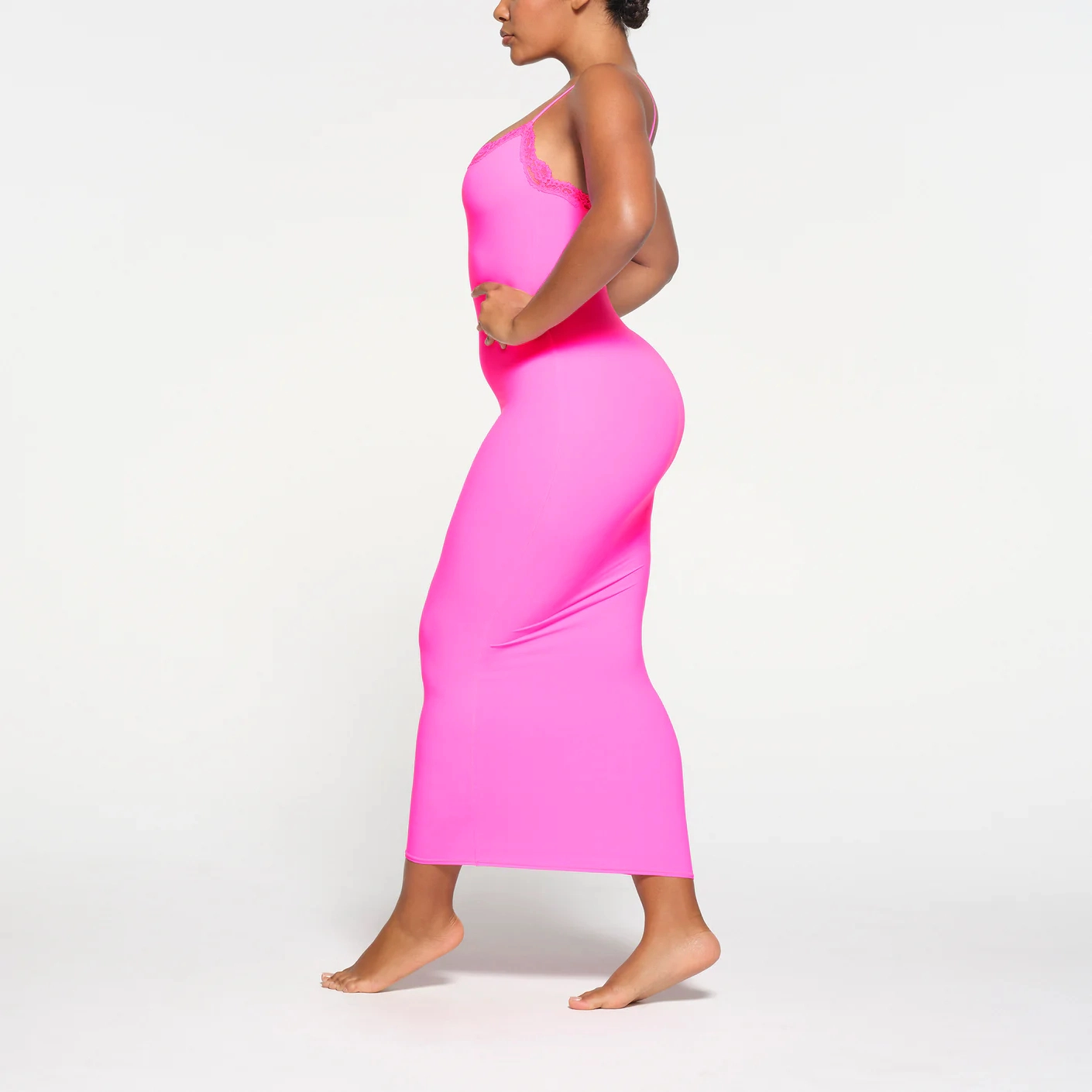 SKIMS FITS EVERYBODY LACE LONG SLIP DRESS TAFFY TONAL