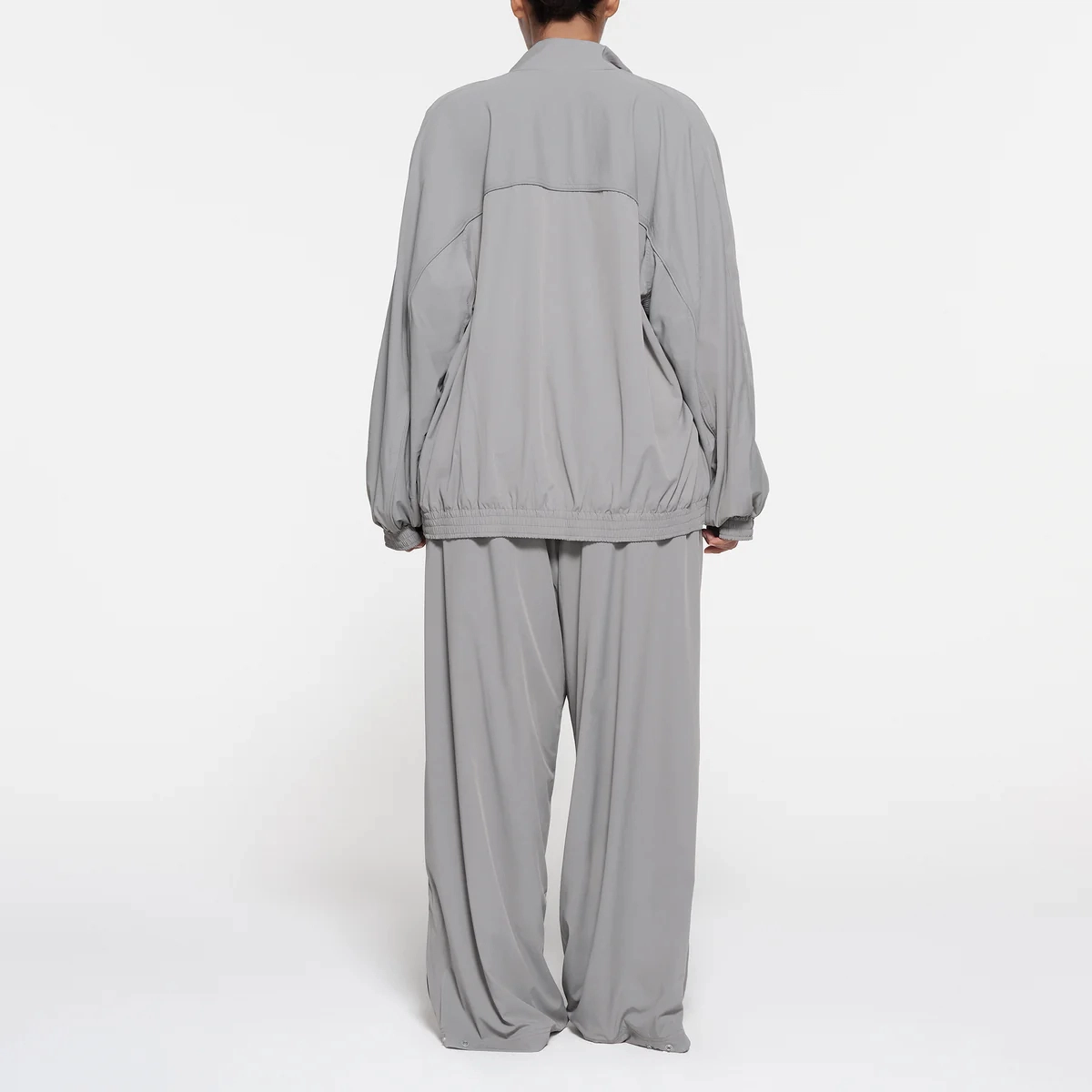SKIMS TRACK WOVEN NYLON OVERSIZED JACKET PACIFIC