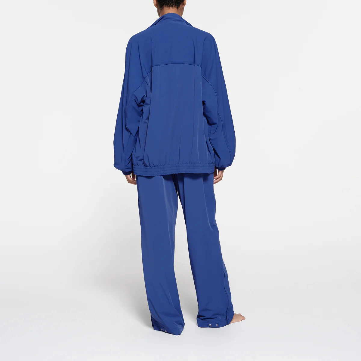 SKIMS TRACK WOVEN NYLON OVERSIZED JACKET COBALT