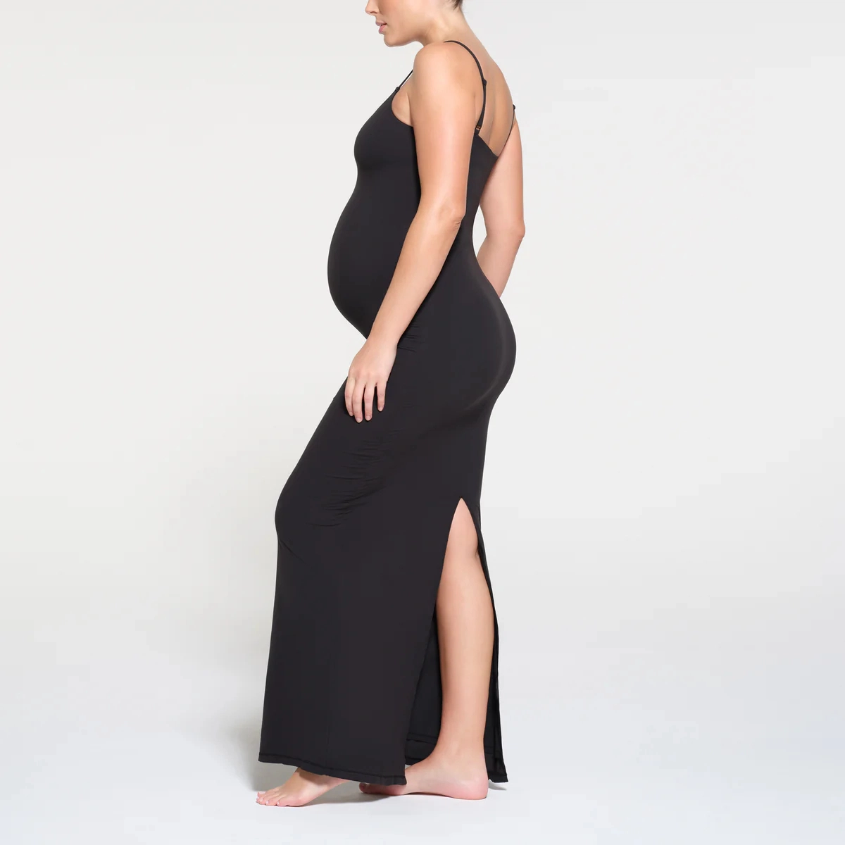 SKIMS FITS EVERYBODY MATERNITY LONG SLIP DRESS ONYX