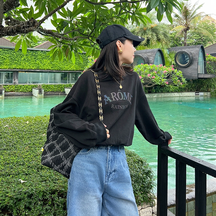 美洋 休闲字母圆领长袖卫衣 女款 黑色
