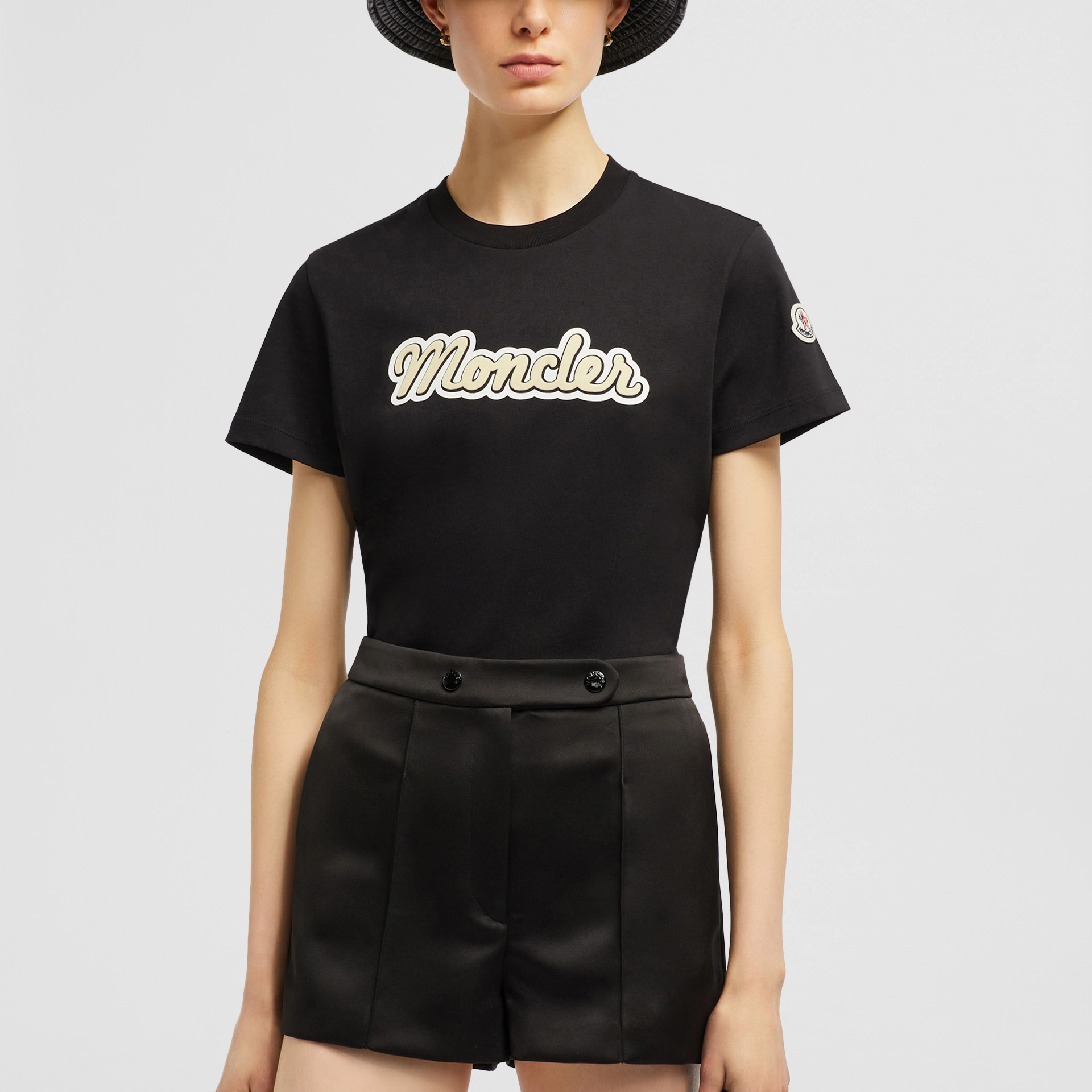Moncler T