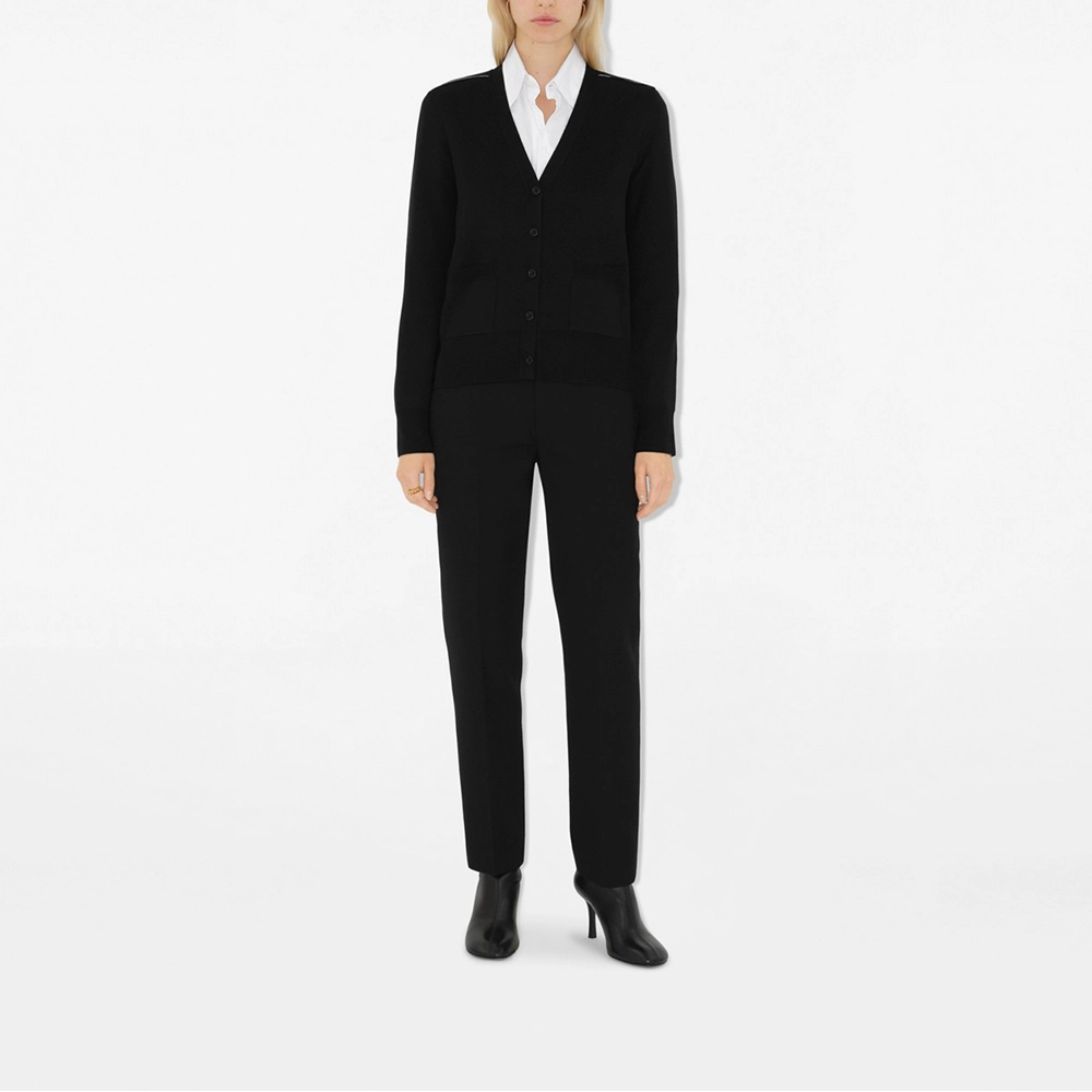 Burberry FW24 V