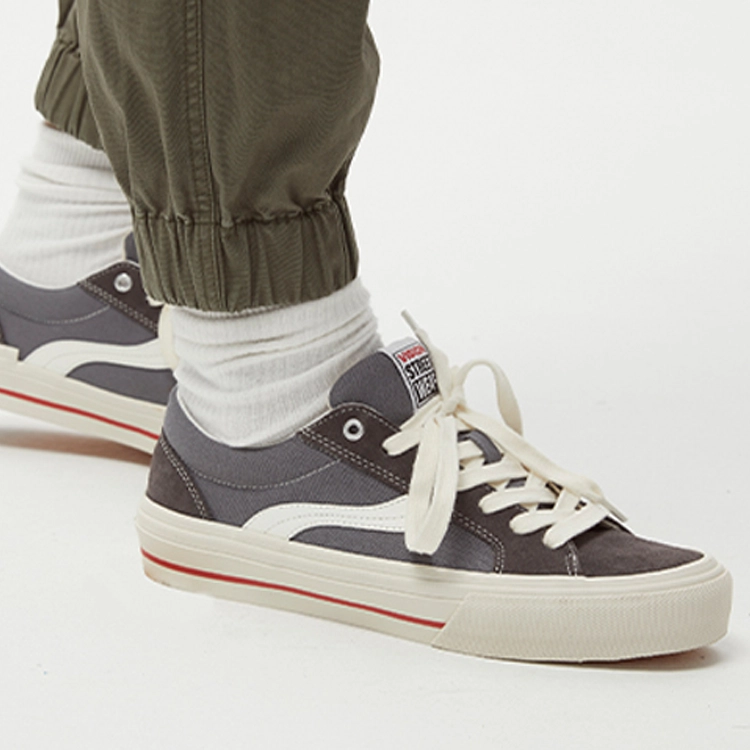 oddCIRKUS x Vision Street Wear Astley Pro