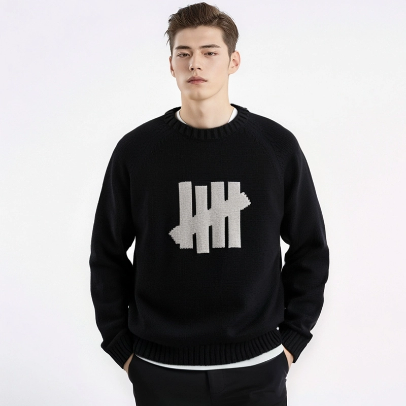 UNDEFEATED Logo Crewneck Sweater Logo