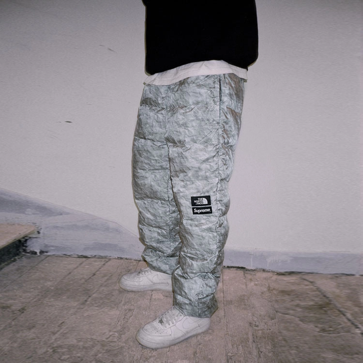 SupremexTHE NORTH FACE TNF 19