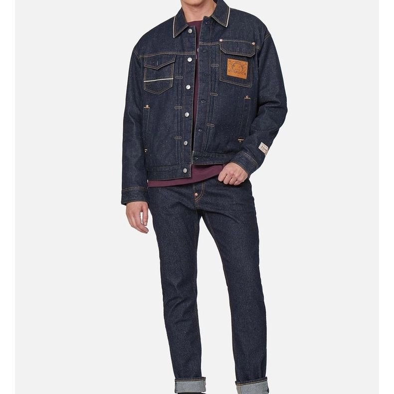 EVISU LogoM
