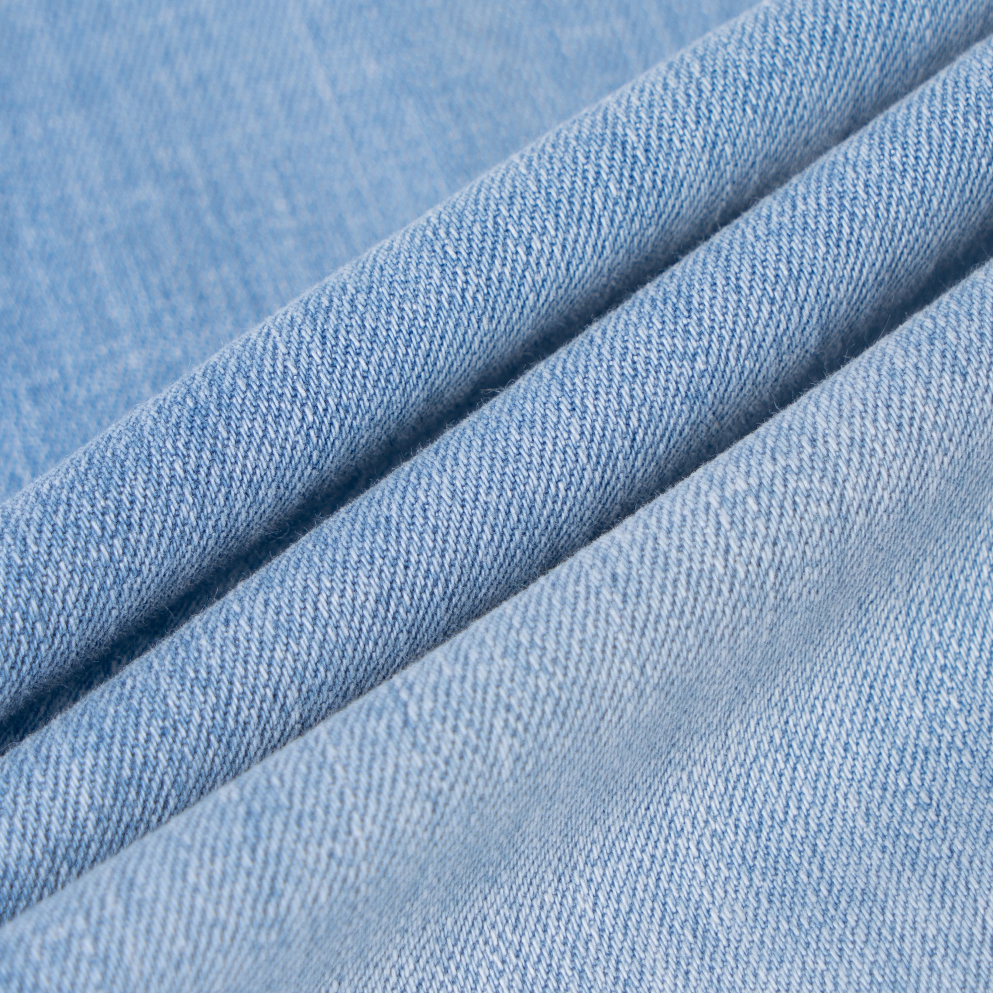 EMPORIO ARMANI SS23