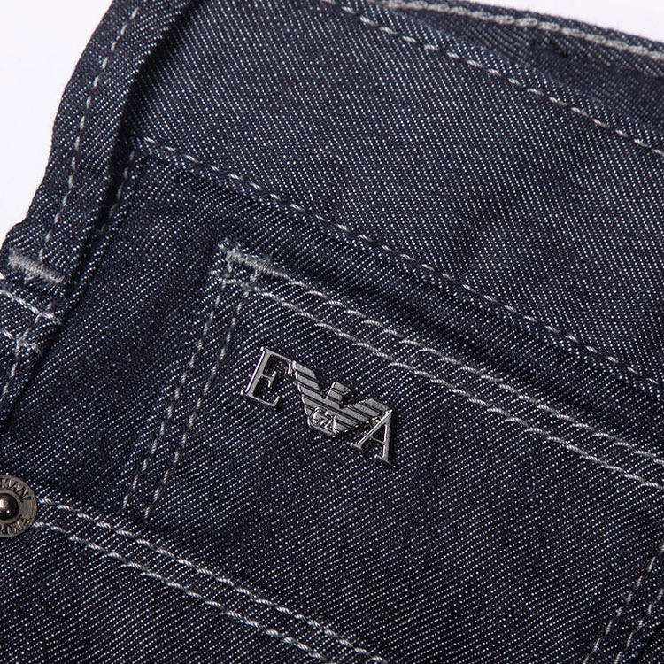 EMPORIO ARMANI FW21 Logo