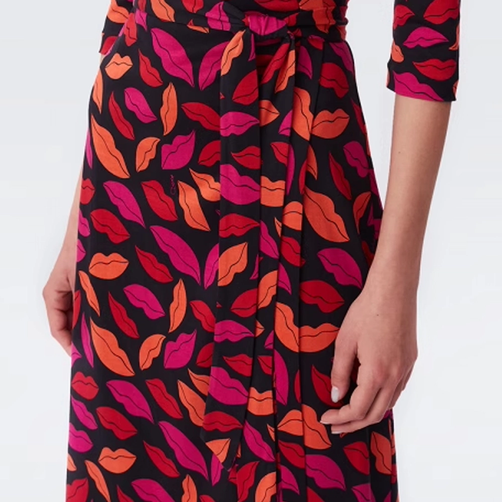 DIANE VON FURSTENBERG V