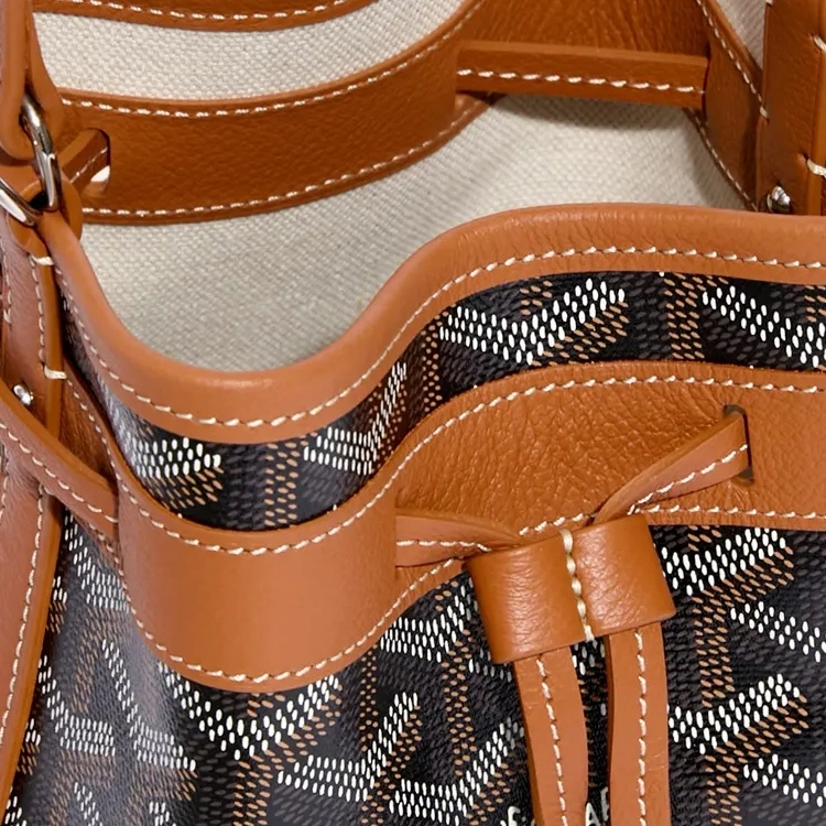 GOYARD Petit Flot GoyardineChevroches
