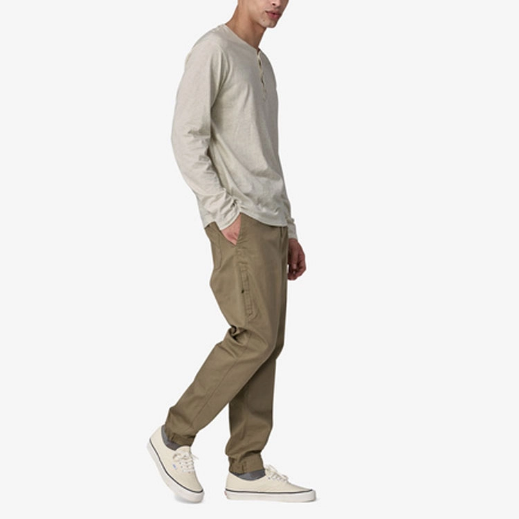 patagonia Men's Long-Sleeved Daily Henley T