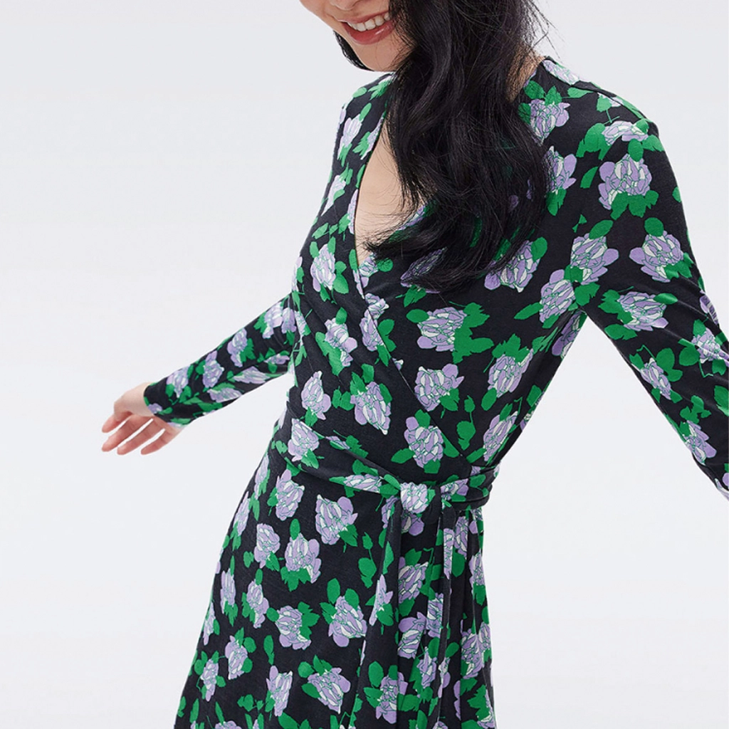 DIANE VON FURSTENBERG FW23 V