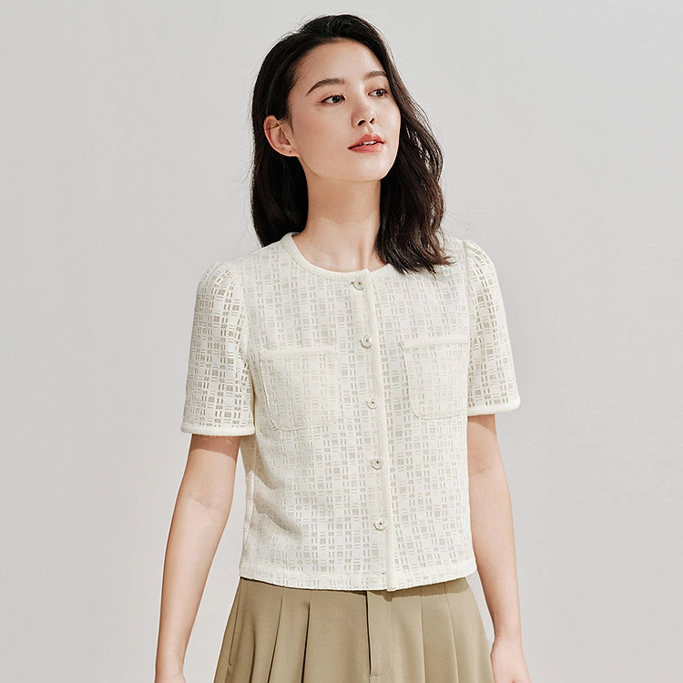 茵曼 法式小香风挑孔圆领纽扣短袖衬衫 女款 梨花杏