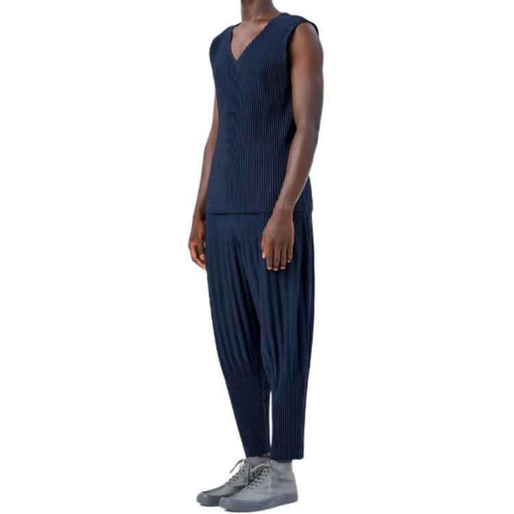 ISSEY MIYAKE V