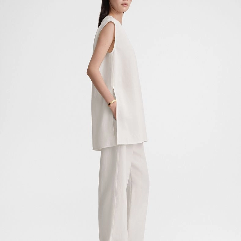 TOTEME SS24 V