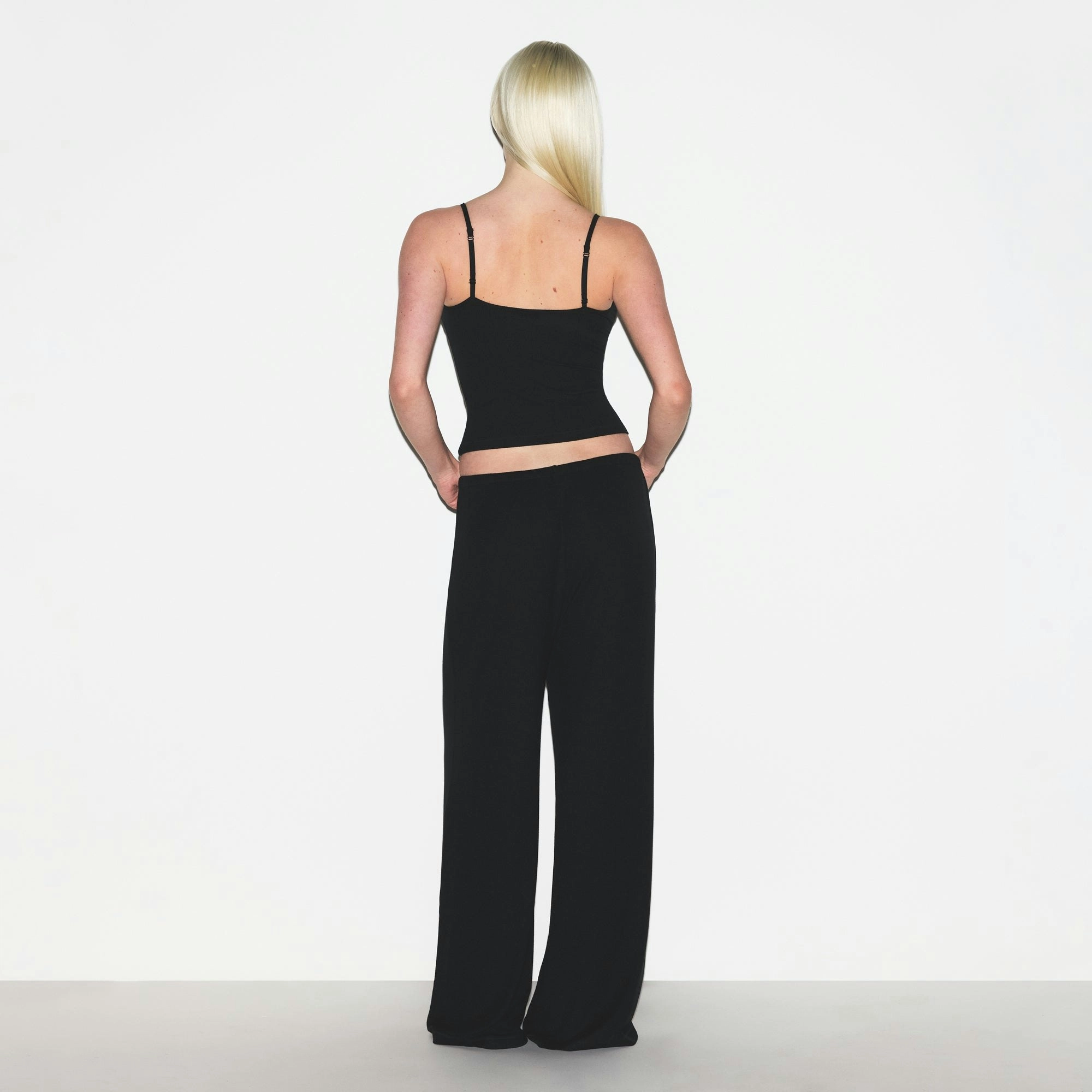 SKIMS SOFT LOUNGE TANK SLEEP SET