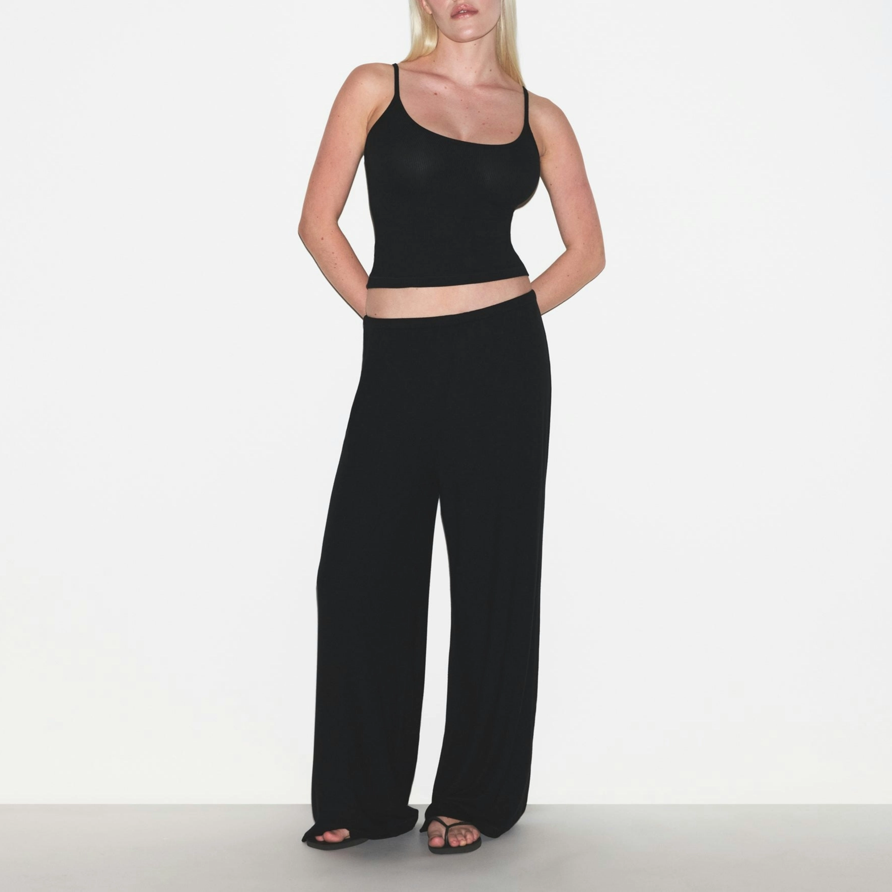 SKIMS SOFT LOUNGE TANK SLEEP SET