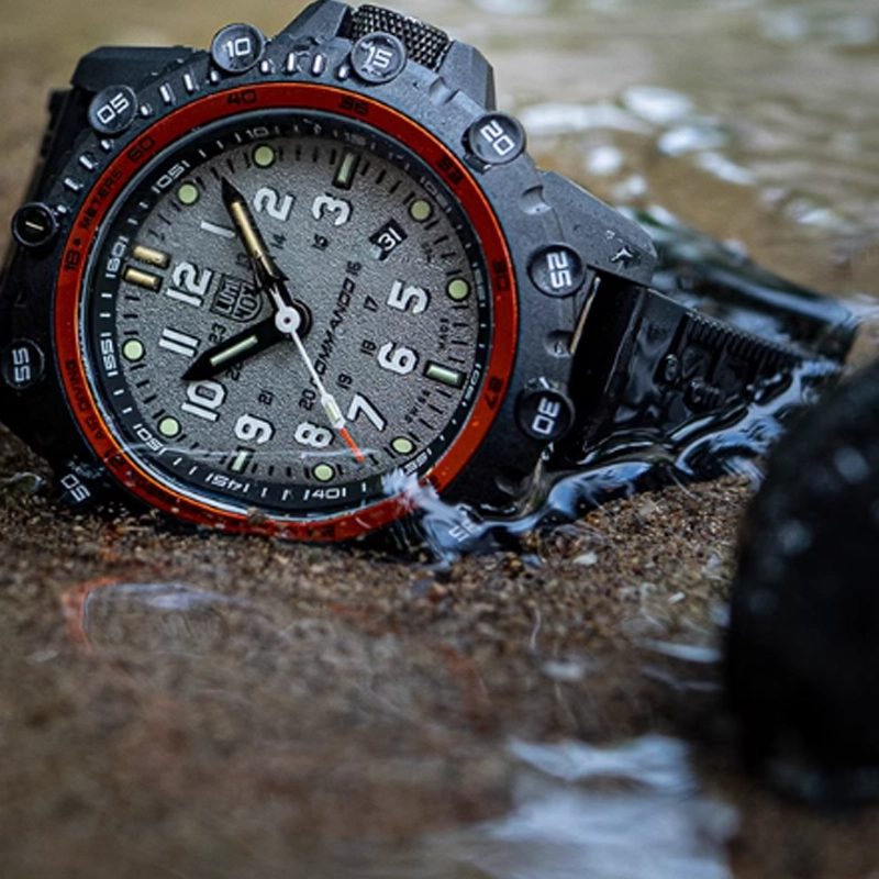 LUMINOX 200 46mm