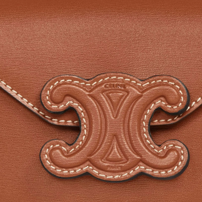 CELINE TRIOMPHE