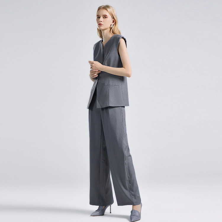 NINE WEST