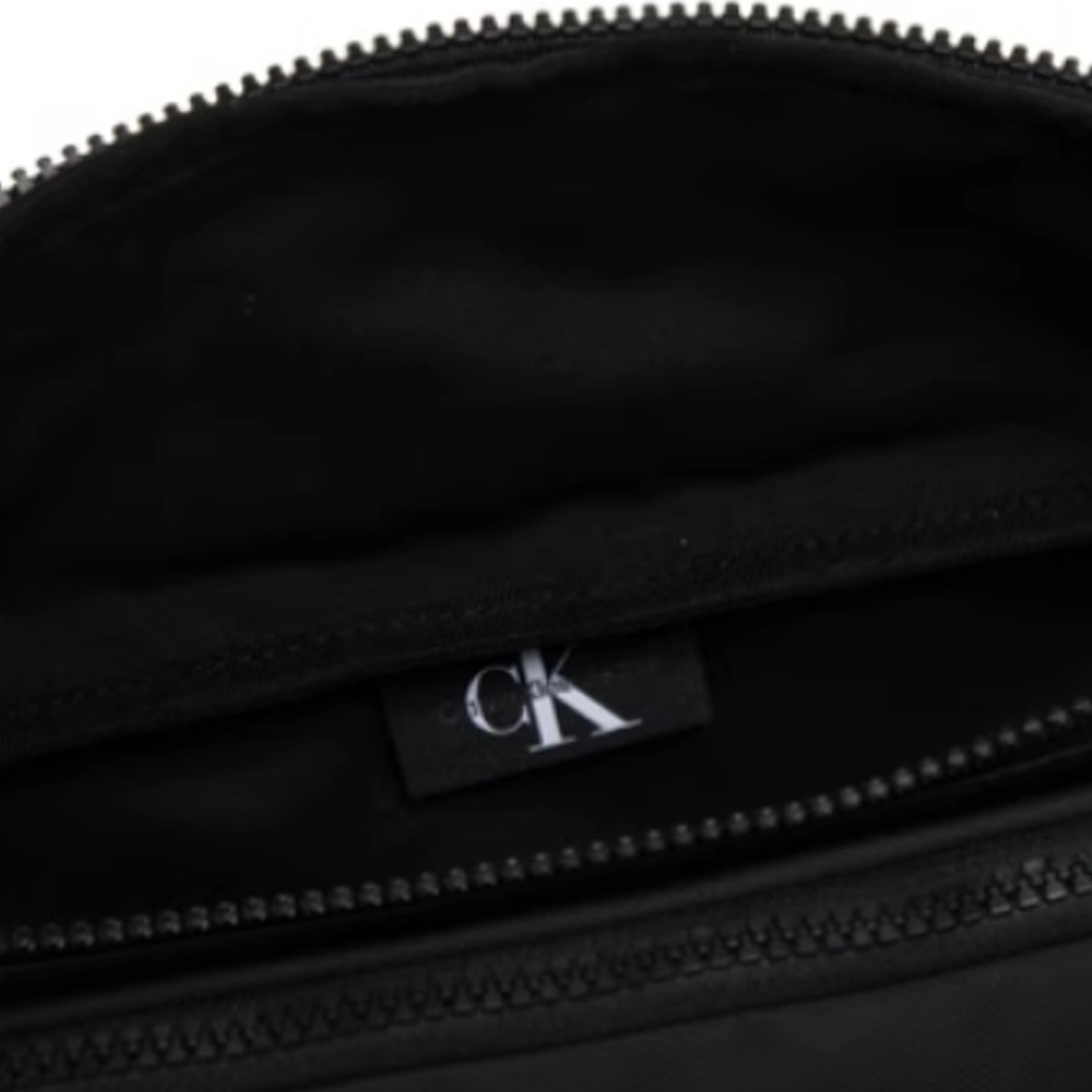 CALVIN KLEIN Logo
