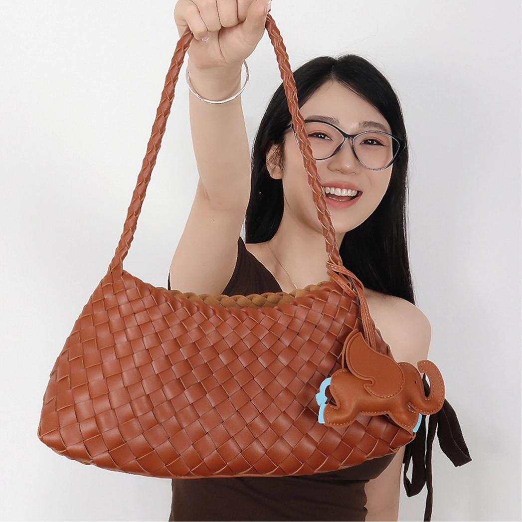 MZ HOUGE PU