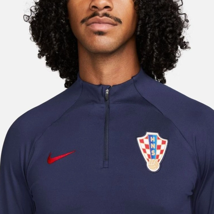 Nike Dri-FIT Strike Drill