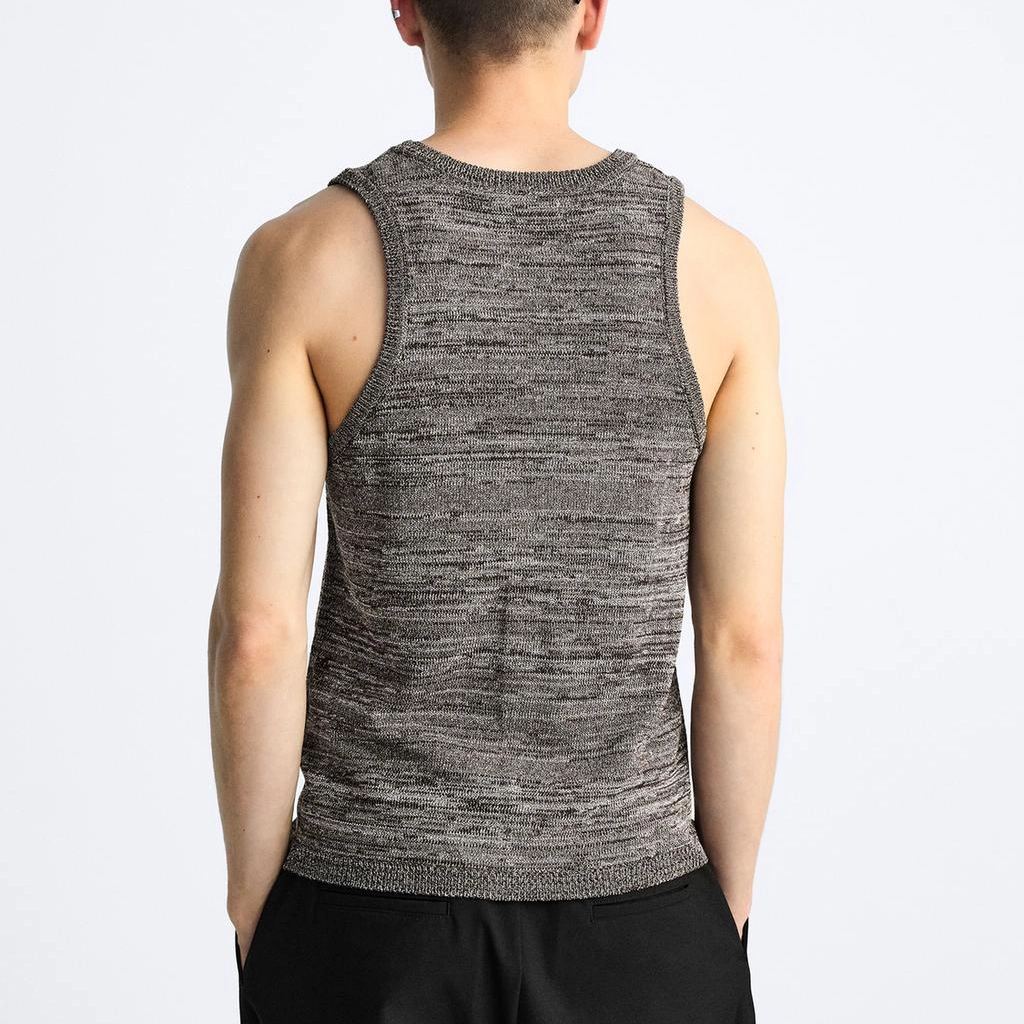ZARA T