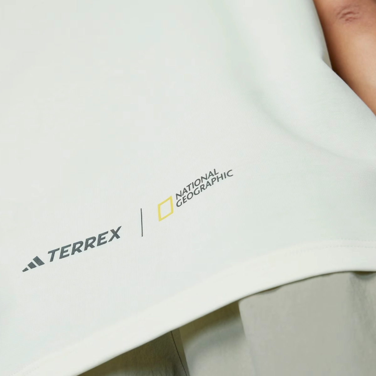 adidas TERREX x National Geographic) T