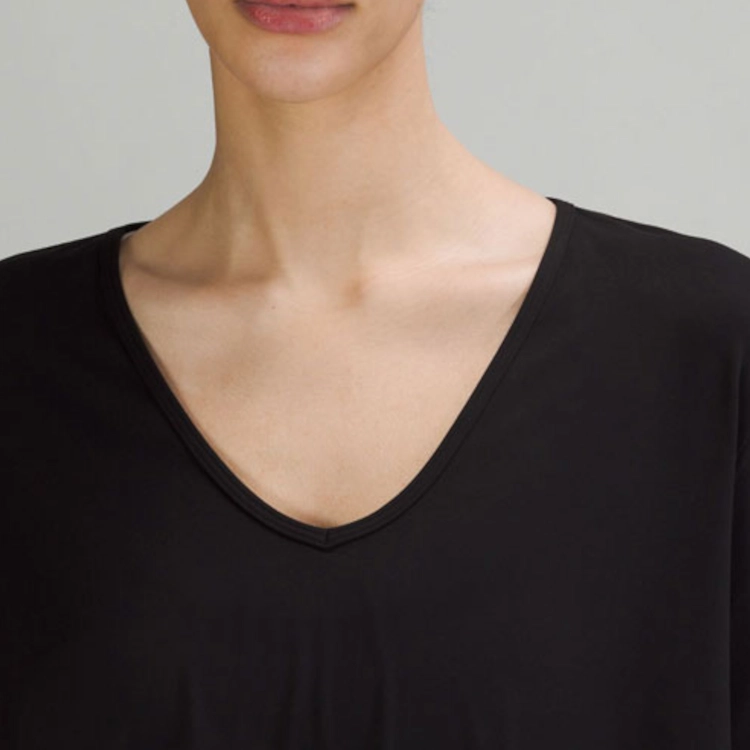 lululemon Nulu SS22 T