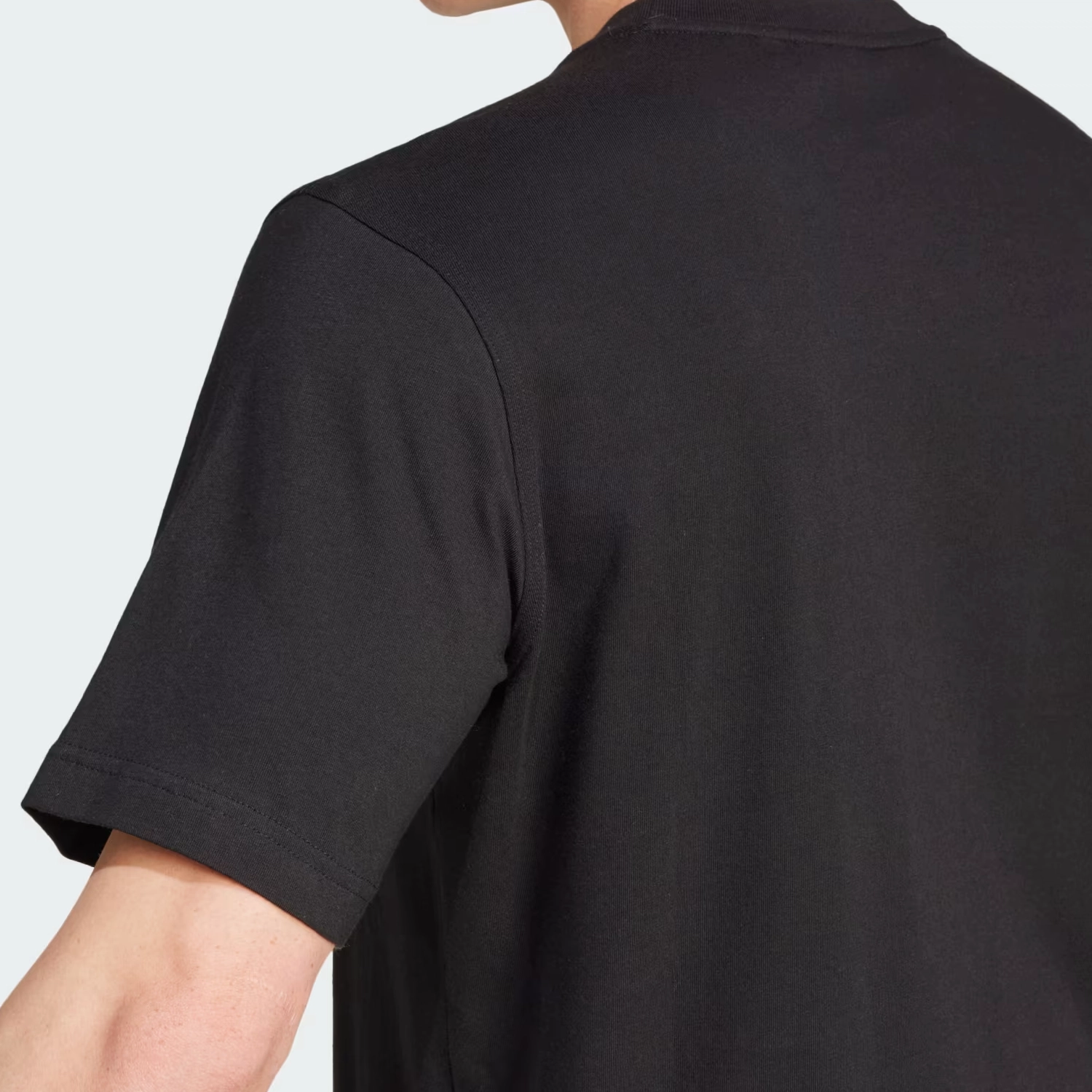 adidas originals ESSENTIALS T