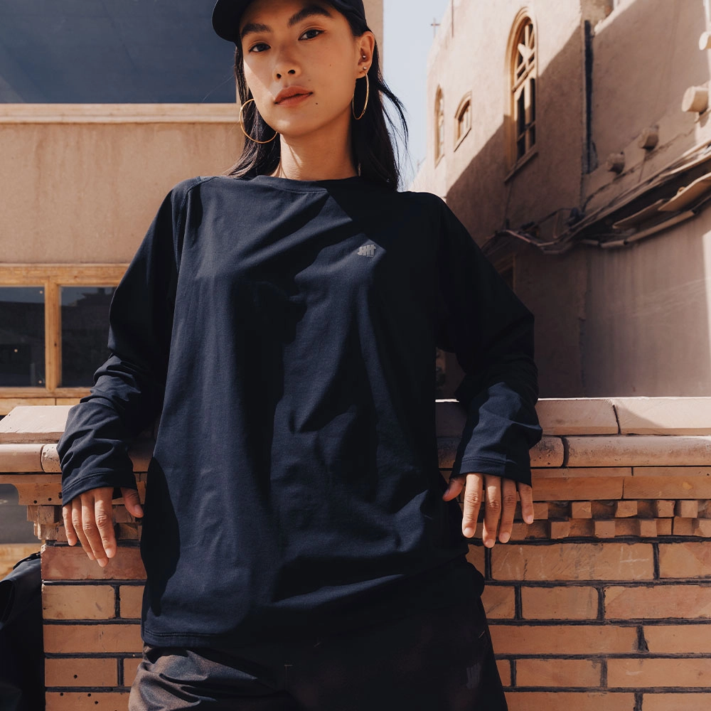 UNDEFEATED SPORT FW25 T